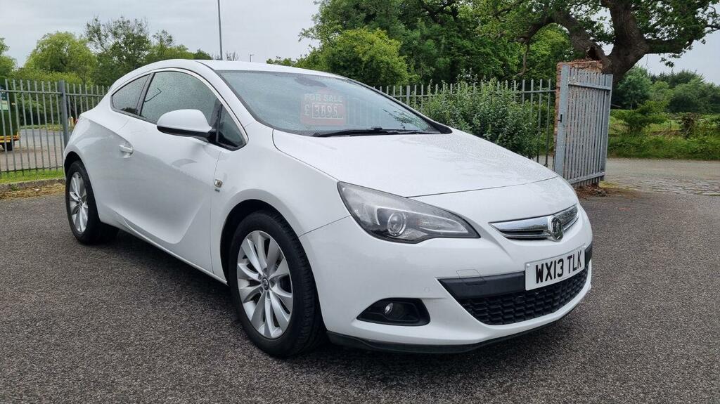 Vauxhall Astra GTC Coupe 1.4 T 16V Sri 2013 White