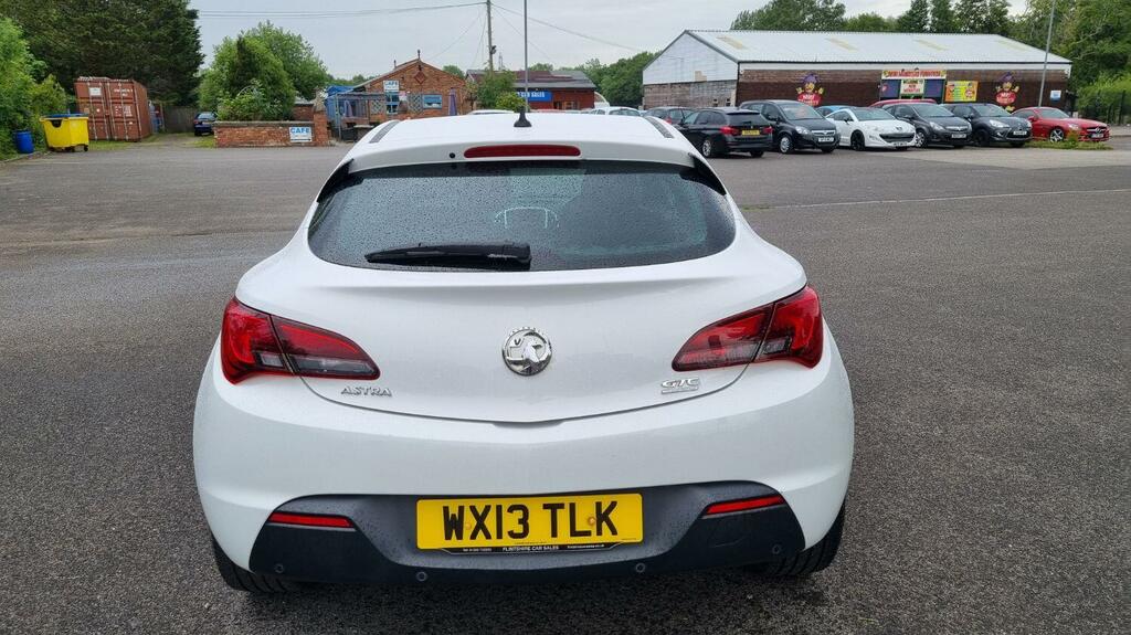 Vauxhall Astra GTC Coupe 1.4 T 16V Sri 2013 WX13TLK White #5