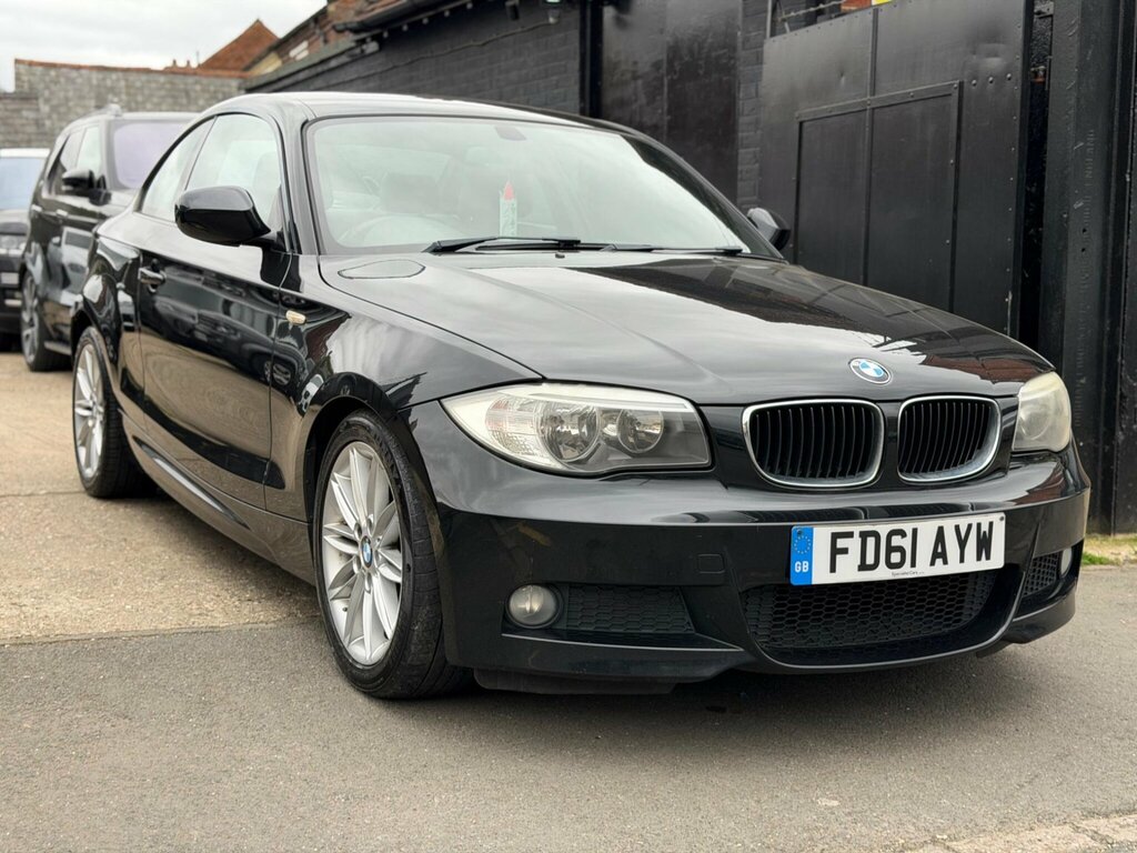 BMW 1 Series 2.0 120D M Sport Steptronic Euro 5 FD61AYW Black #5