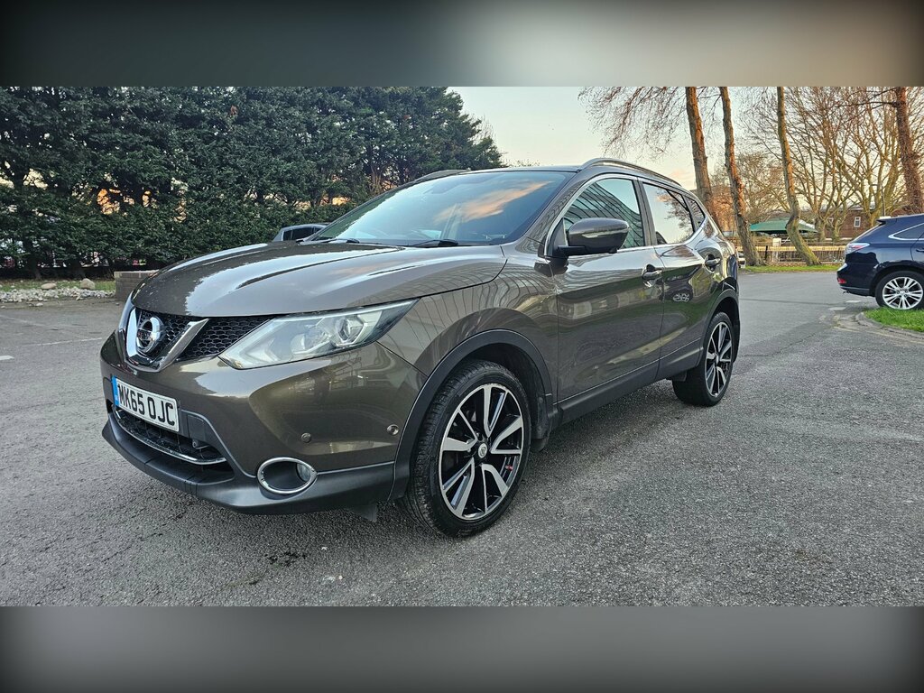 Nissan Qashqai Tekna Dig-t 5-Door MK65OJC Beige #5