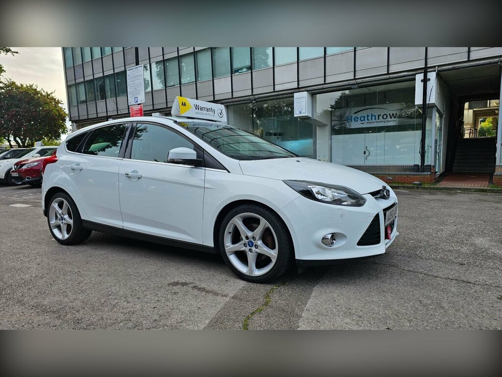 Ford Focus 1.6T Ecoboost Titanium Euro 5 Ss AB58SPB White #4