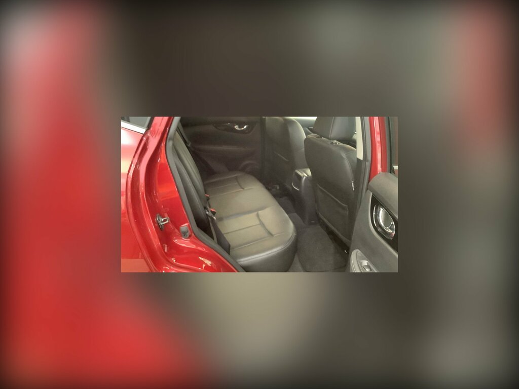 Nissan Qashqai 1.2 Dig-t Tekna Suv 2Wd Euro 5 SC63HCG Red #2
