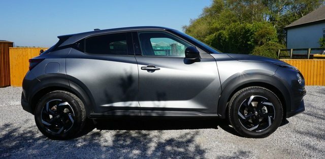 Nissan Juke Dig-t N-connecta Suv GD73VTV Grey #2