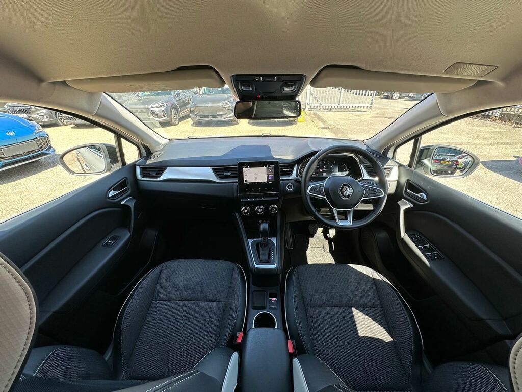 Renault Captur 1.3 Tce 140 Se Edition Edc HG22UWU White #3