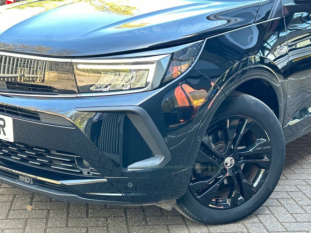 Vauxhall Grandland 1.5 Turbo D Sri NA22HFR Black #4