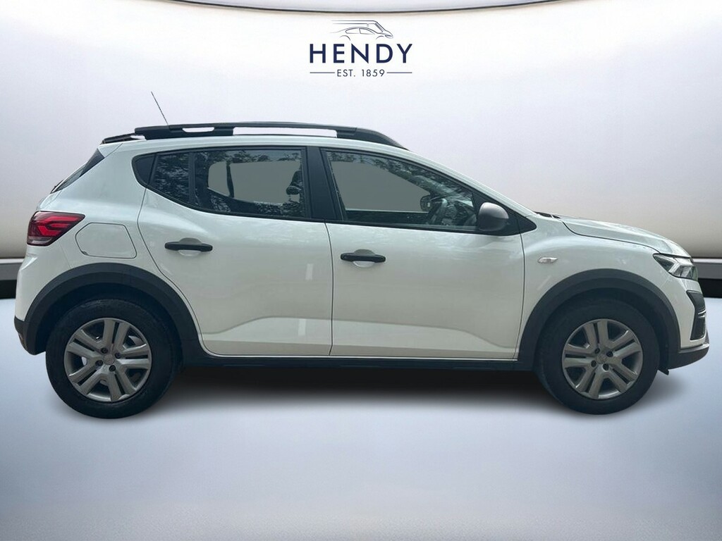 Dacia Sandero Stepway 1.0 Tce Essential GJ23KWH White #2