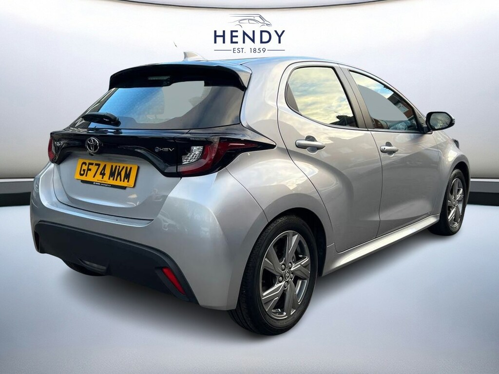 Toyota Yaris 1.5 Hybrid Icon Cvt GF74MKM Silver #4