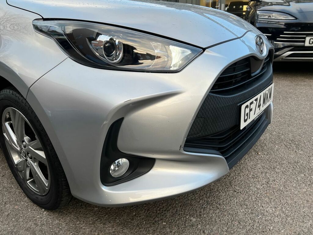 Toyota Yaris 1.5 Hybrid Icon Cvt GF74MKM Silver #3