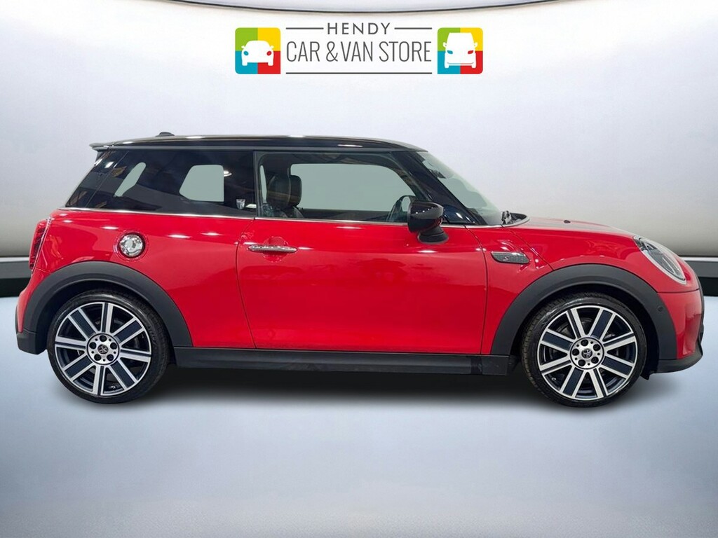 Mini Hatch 3-Door Hatch Cooper S Exclusive HG24LXP Red #2
