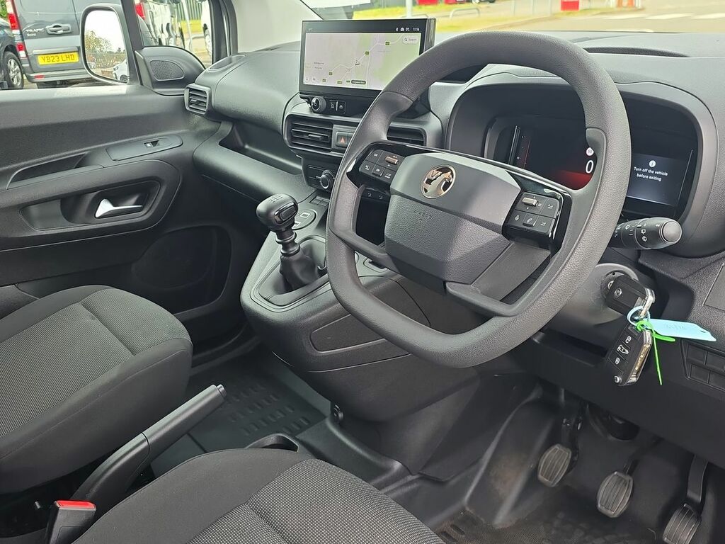 Vauxhall Combo 1.5 Turbo D 100Ps Prime H1 Crew Van HG75CEF White #2