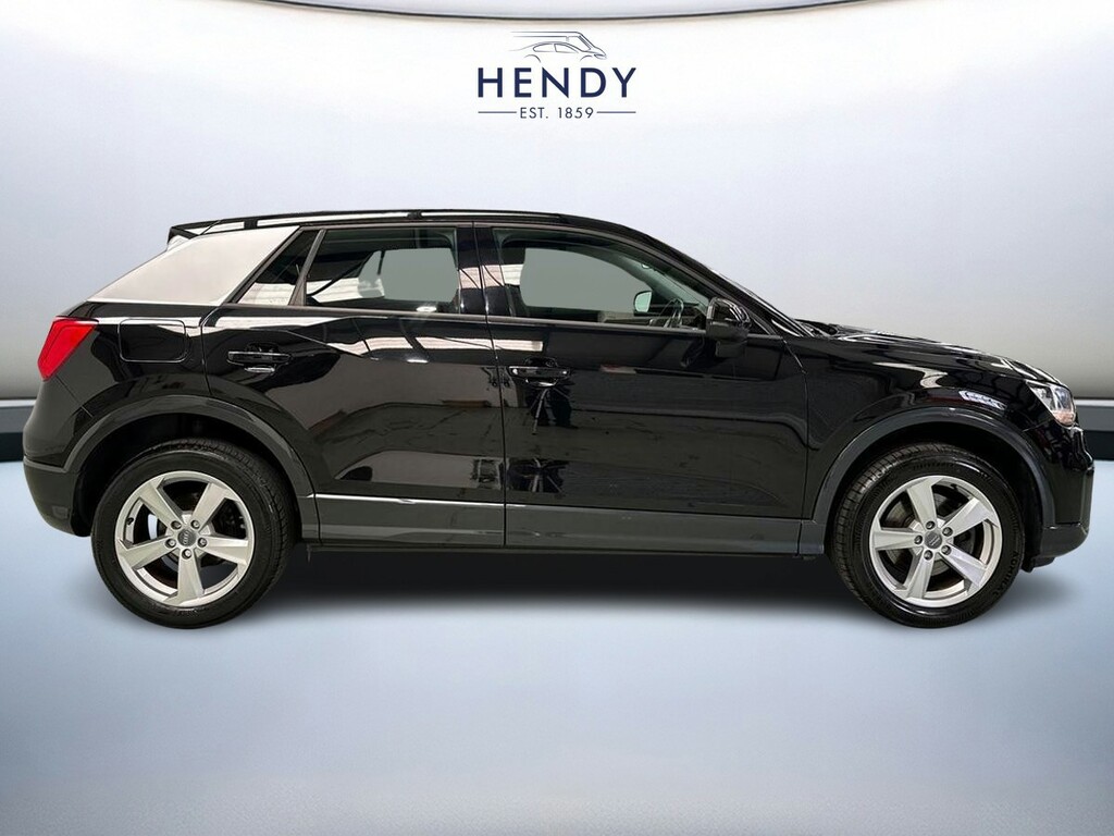 Audi Q2 1.4 Tfsi Sport GM18KRN Black #2