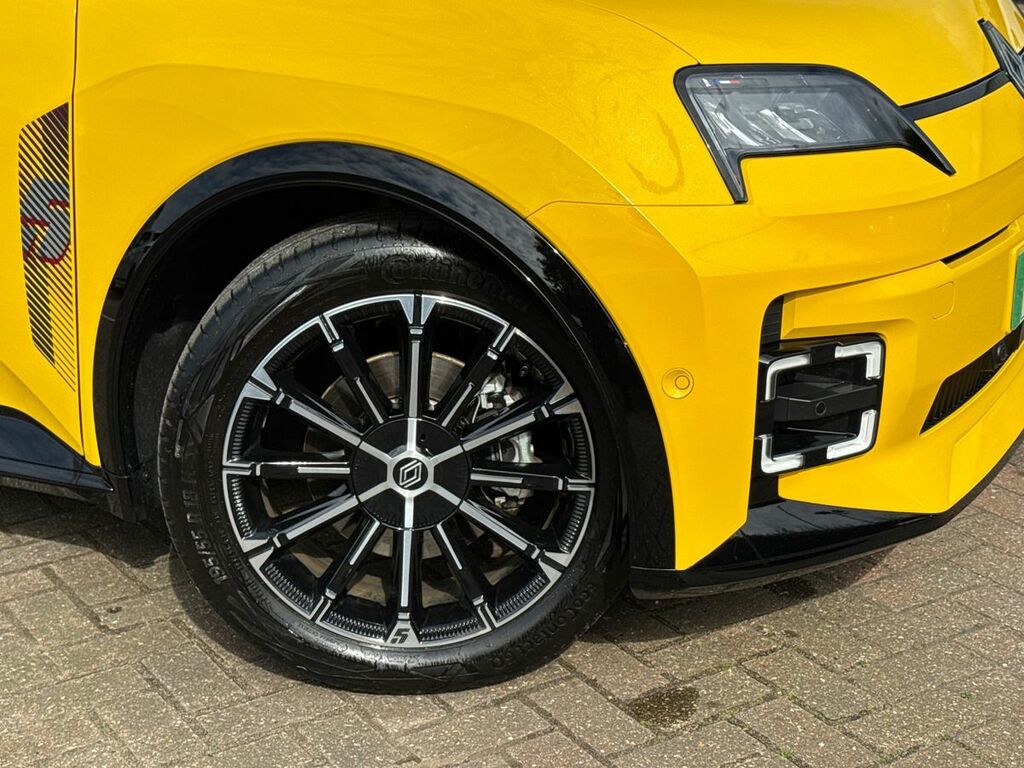 Renault 5 E-Tech 110Kw Iconic Five Comfort Range 52Kwh Yellow #3
