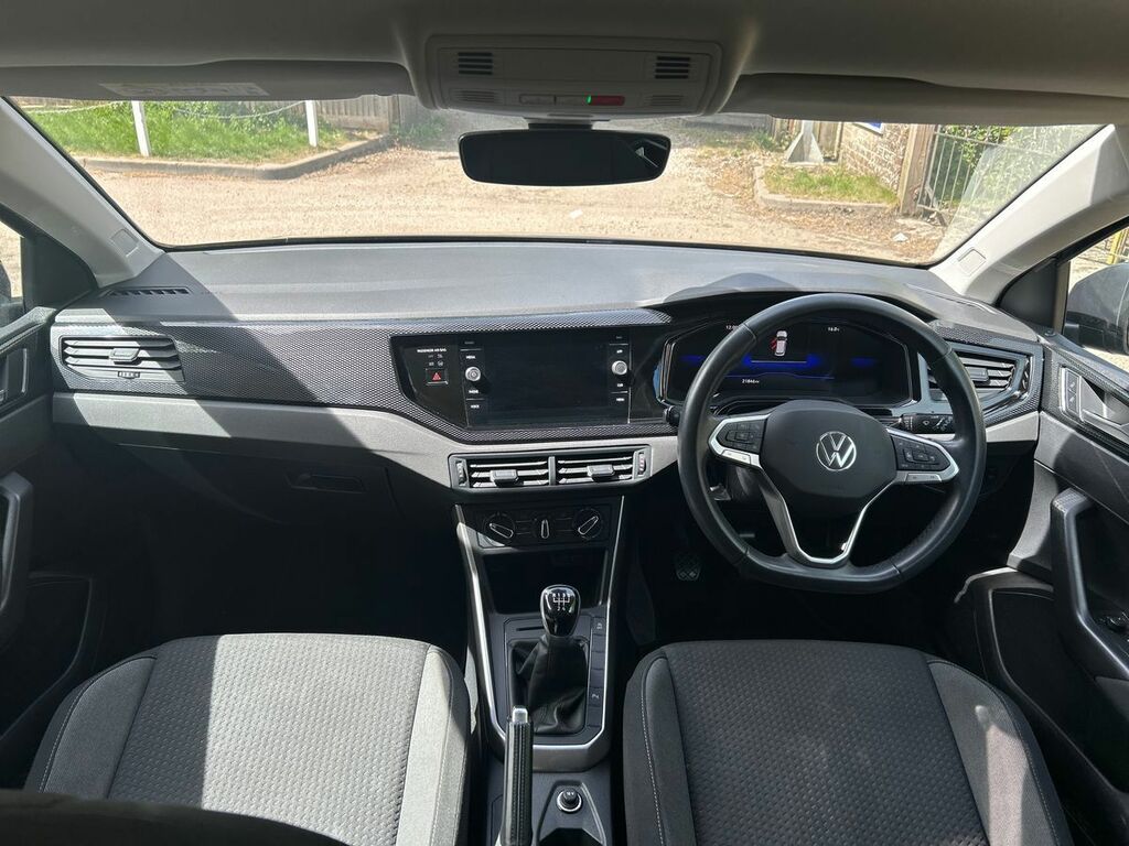 Volkswagen Polo 1.0 Tsi Life GY72NHD Grey #3