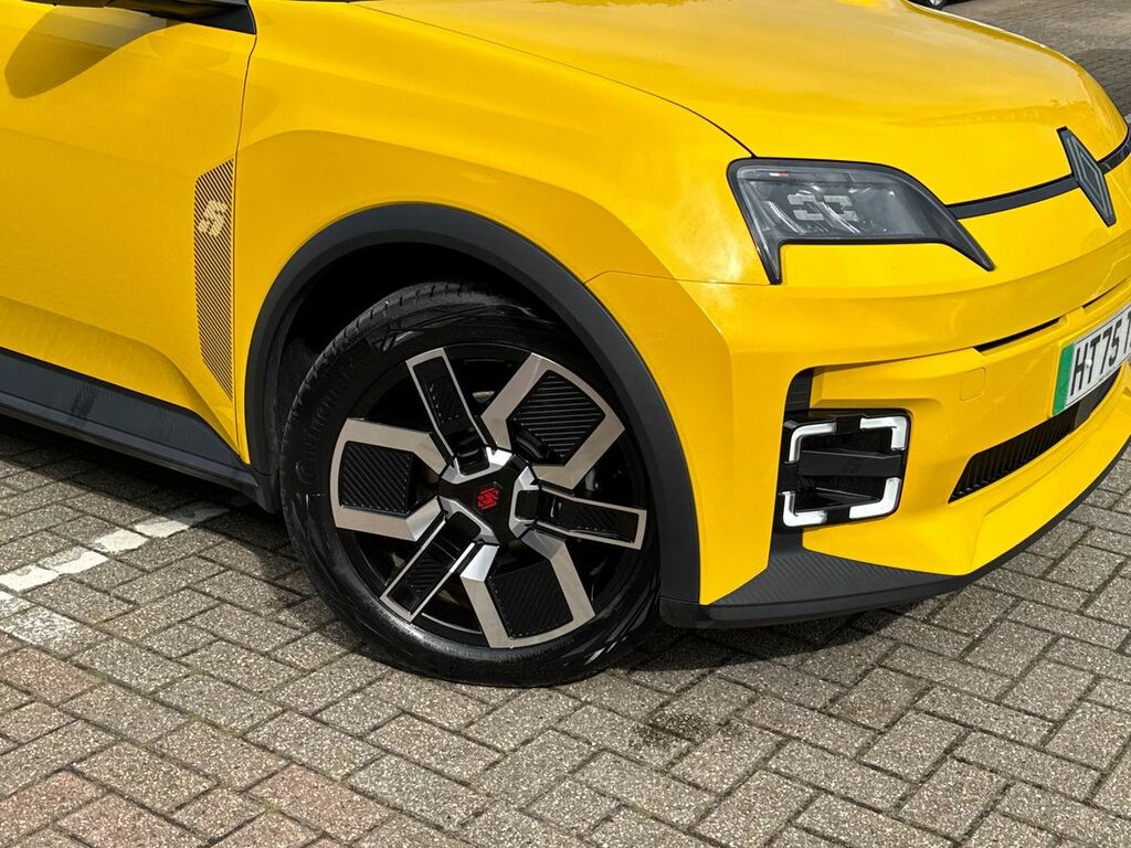 Renault 5 E-Tech 90Kw Techno Urban Range 40Kwh Black #5
