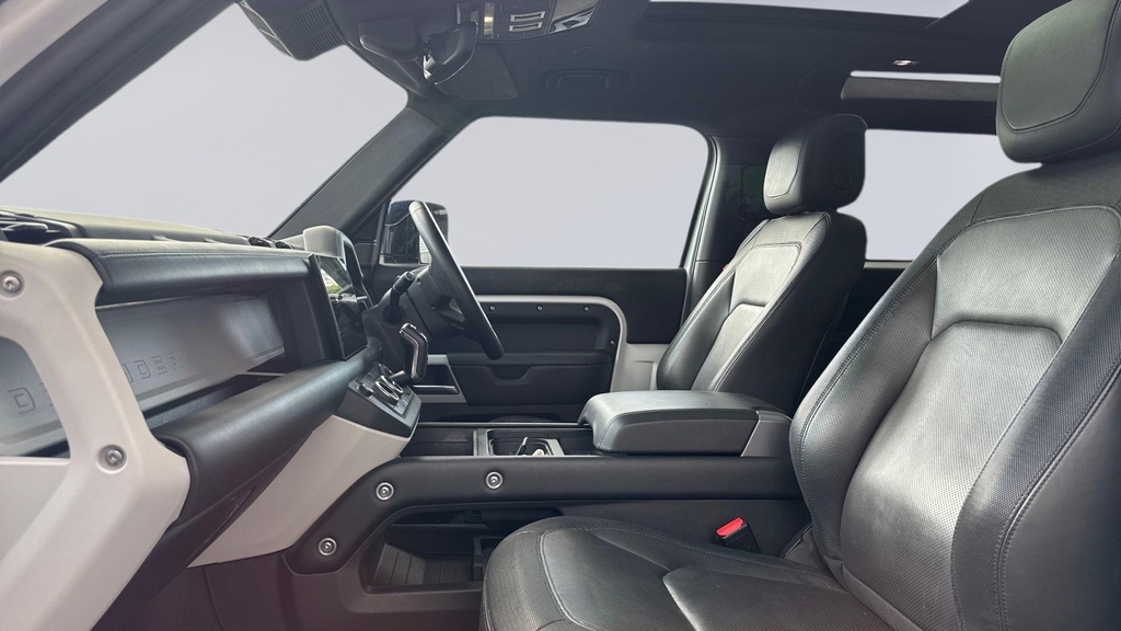 Land Rover Defender 90 3.0 D250 X-dynamic Hse 90 LG24TYB White #3