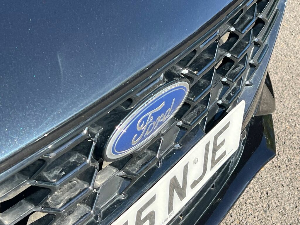 Ford Focus 1.0 Ecoboost Hybrid Mhev 155 St-line EK75NJE Black #3