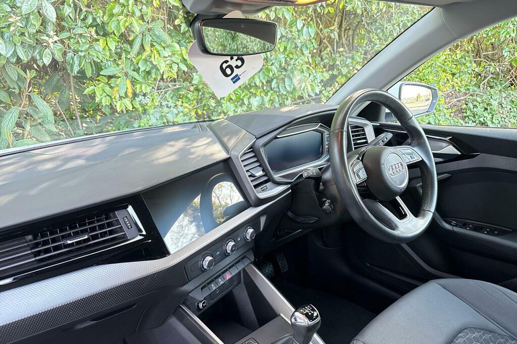Audi A1 A1 1.0 Tfsi 25 Sport Sportback Euro 6 Ss 23 SH23OJW White #4