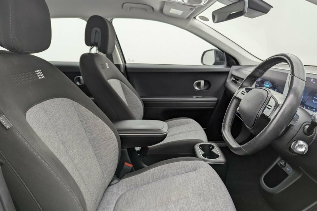 Hyundai Ioniq 5 Hatchback KM22VVG Black #3