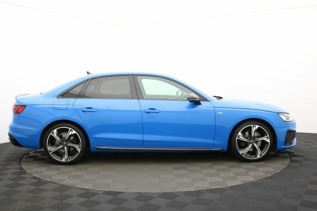 Audi A4 2L Black Edition WN71RZD Blue #2