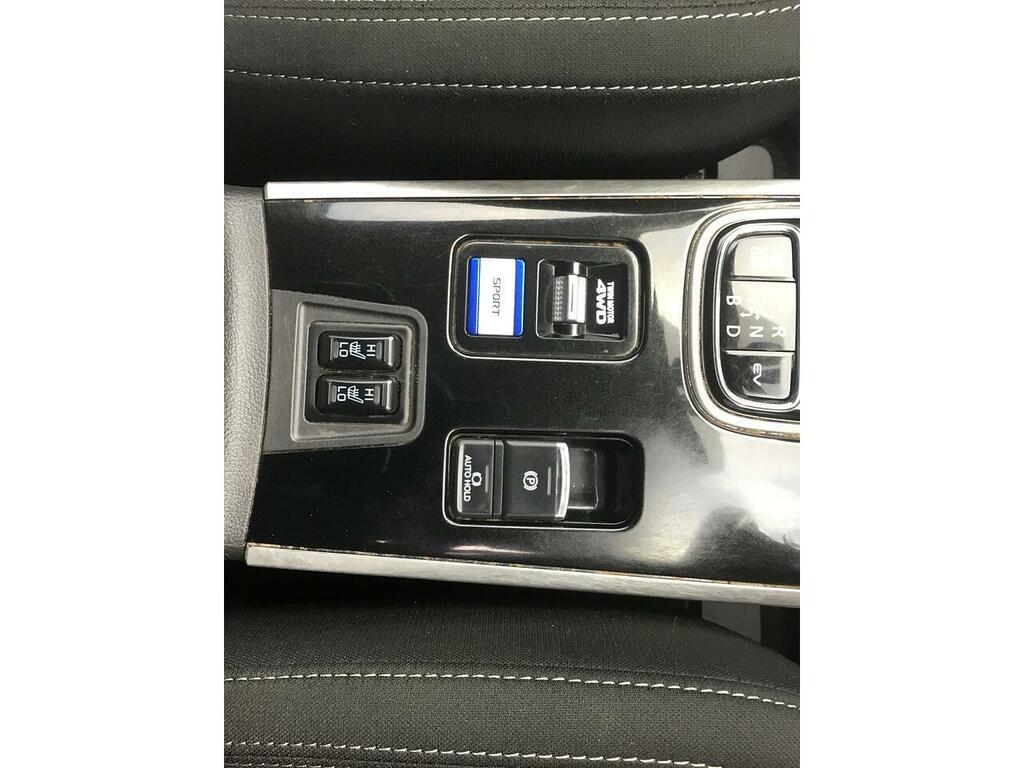 Mitsubishi Outlander 2.4H Twinmotor 13.8Kwh Juro Suv Plug-in #6