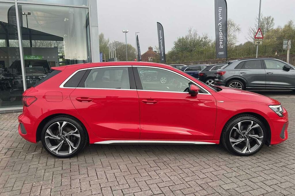 Audi A3 Sportback S Line 35 Tfsi 150 Ps 6-Speed HG23KZA Black #4