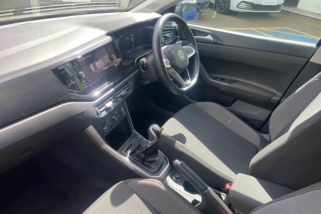 Volkswagen Polo 1.0 Tsi Life HJ24XUD Grey #2