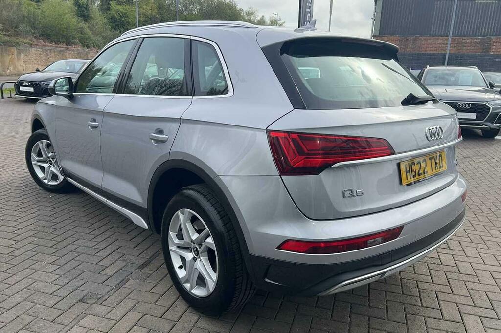 Audi Q5 Sport 40 Tdi Quattro 204 Ps S Tronic HG22TXD Silver #3