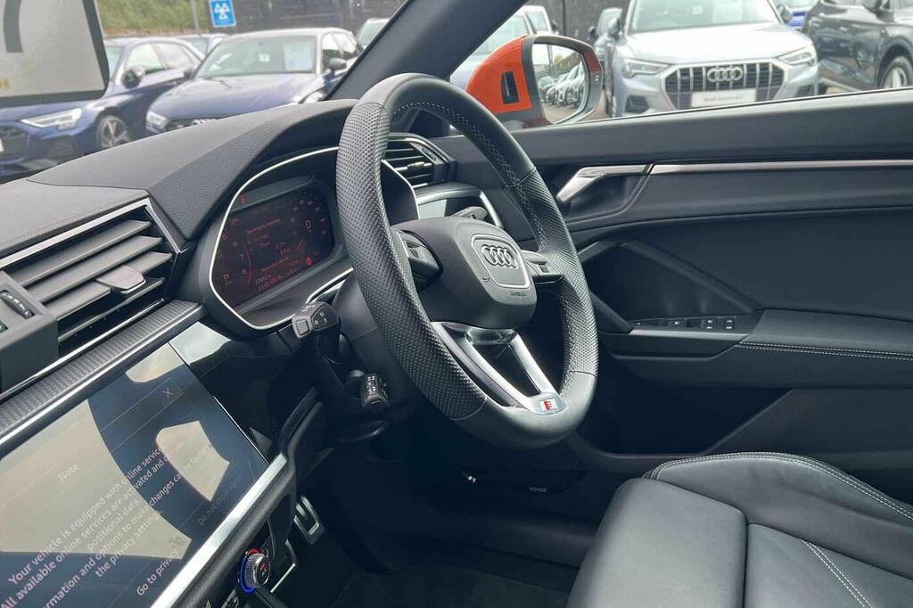 Audi Q3 S Line 35 Tfsi 150 Ps S Tronic HG73KYP Orange #2