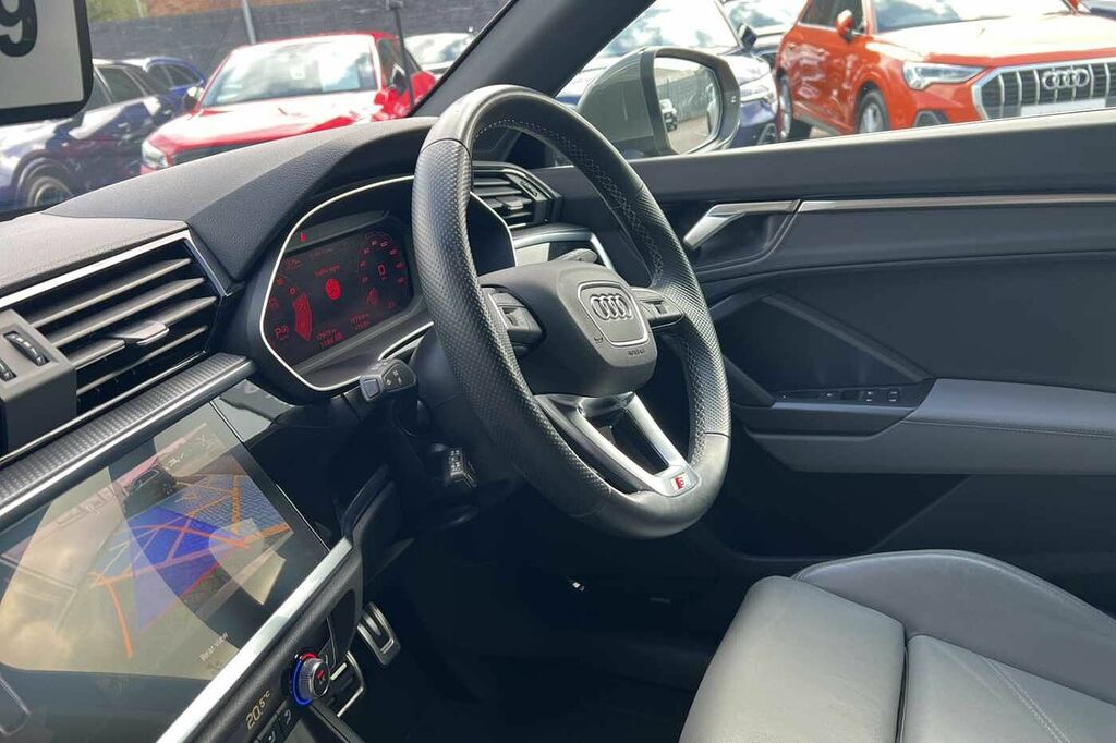 Audi Q3 S Line 35 Tfsi 150 Ps S Tronic HF73VDJ Grey #2