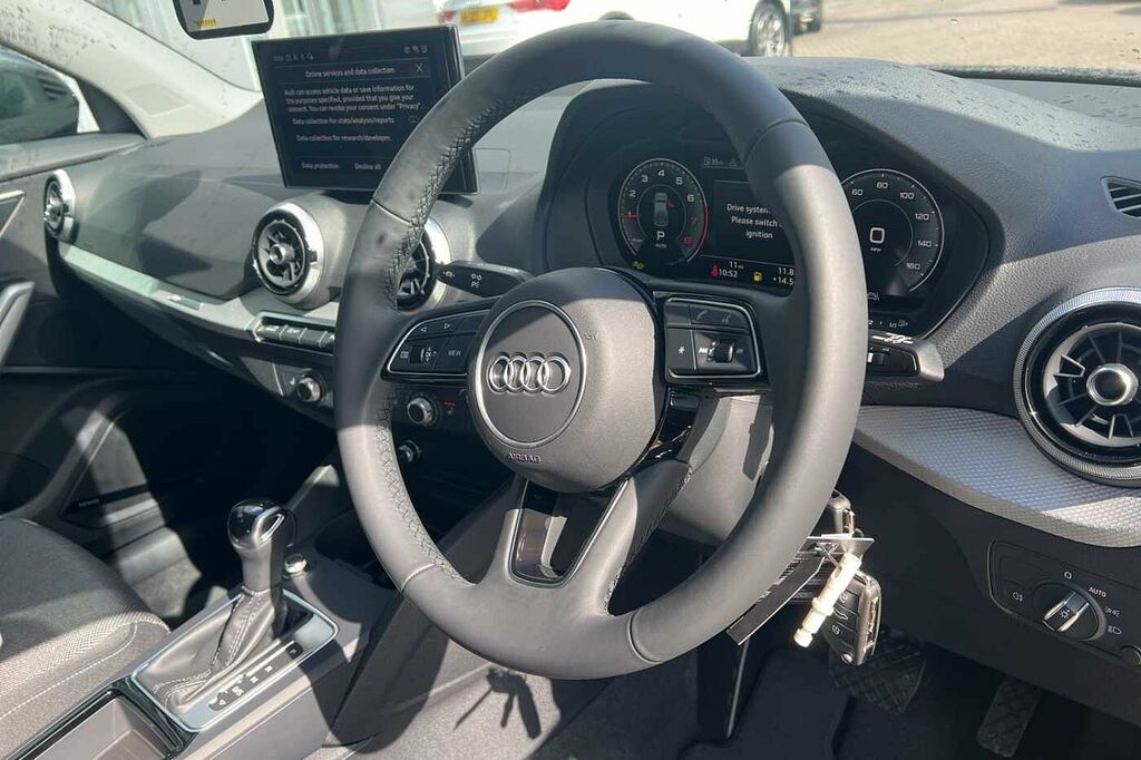 Audi Q2 Sport 35 Tfsi 150 Ps S Tronic HJ26LNW White #6