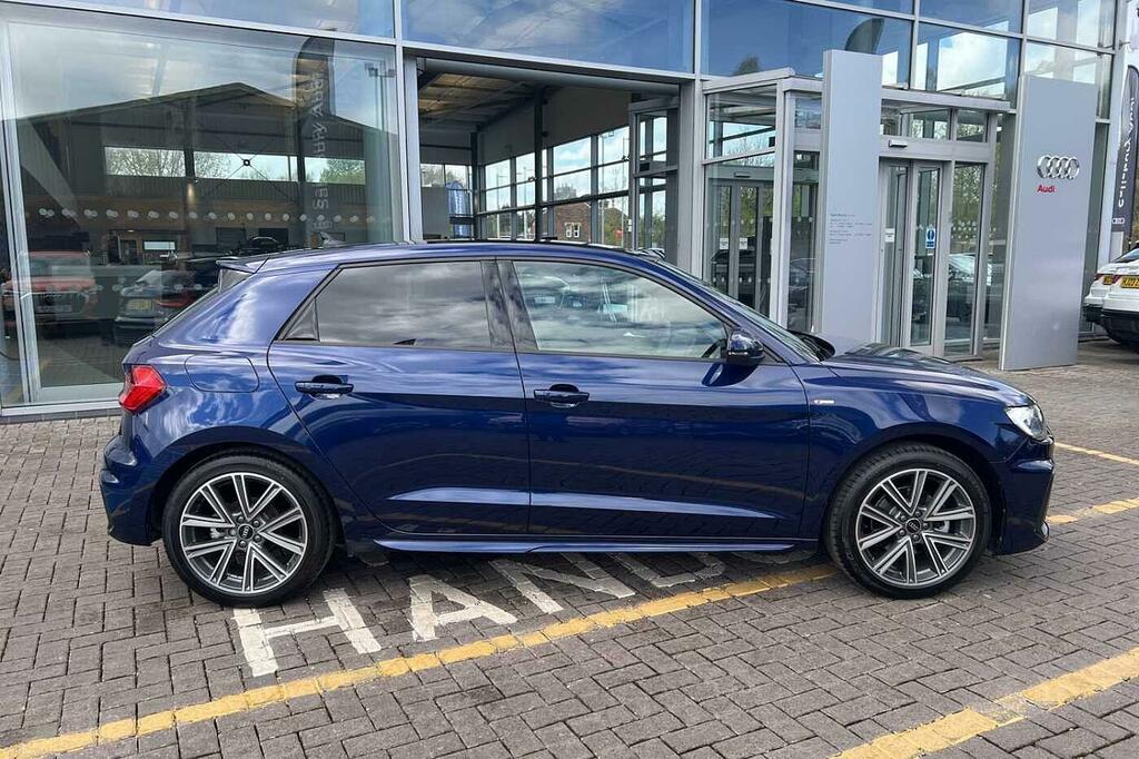 Audi A1 S Line 30 Tfsi 116 Ps S Tronic HJ26TCZ Blue #4