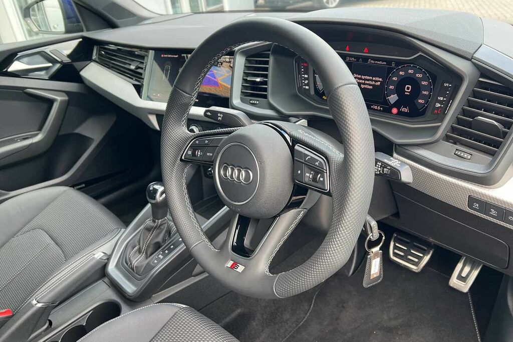 Audi A1 S Line 30 Tfsi 116 Ps S Tronic HJ26TCZ Blue #6