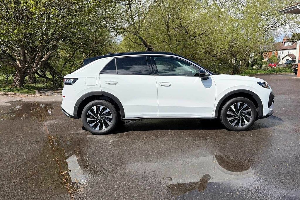 Volkswagen T-Roc 1.5 Etsi 150 Life Dsg HJ26TVO White #4