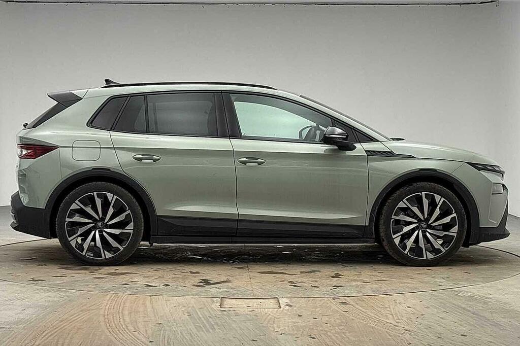 Skoda Elroq 210Kw 85 Sportline 82Kwh KT25TVA Green #4
