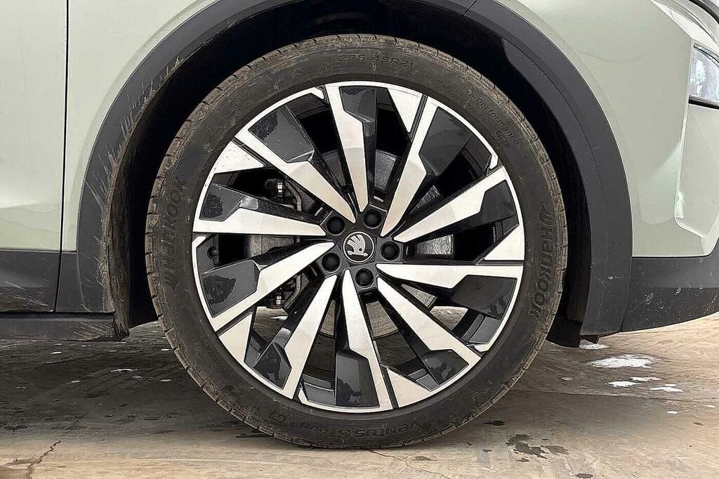 Skoda Elroq 210Kw 85 Sportline 82Kwh KT25TVA Green #5