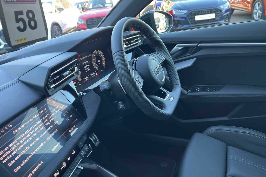 Audi A3 Black Edition 40 Tfsi E 204 Ps S Tronic KM25NFZ White #2