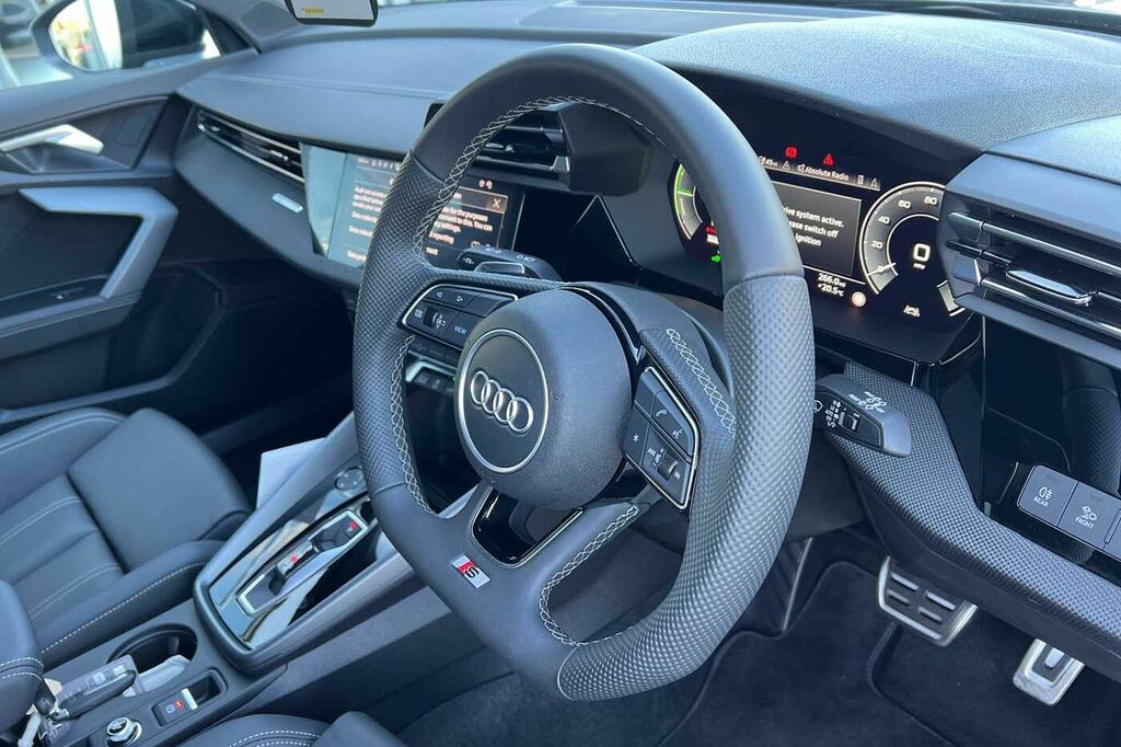 Audi A3 Black Edition 40 Tfsi E 204 Ps S Tronic KM25NFZ White #6
