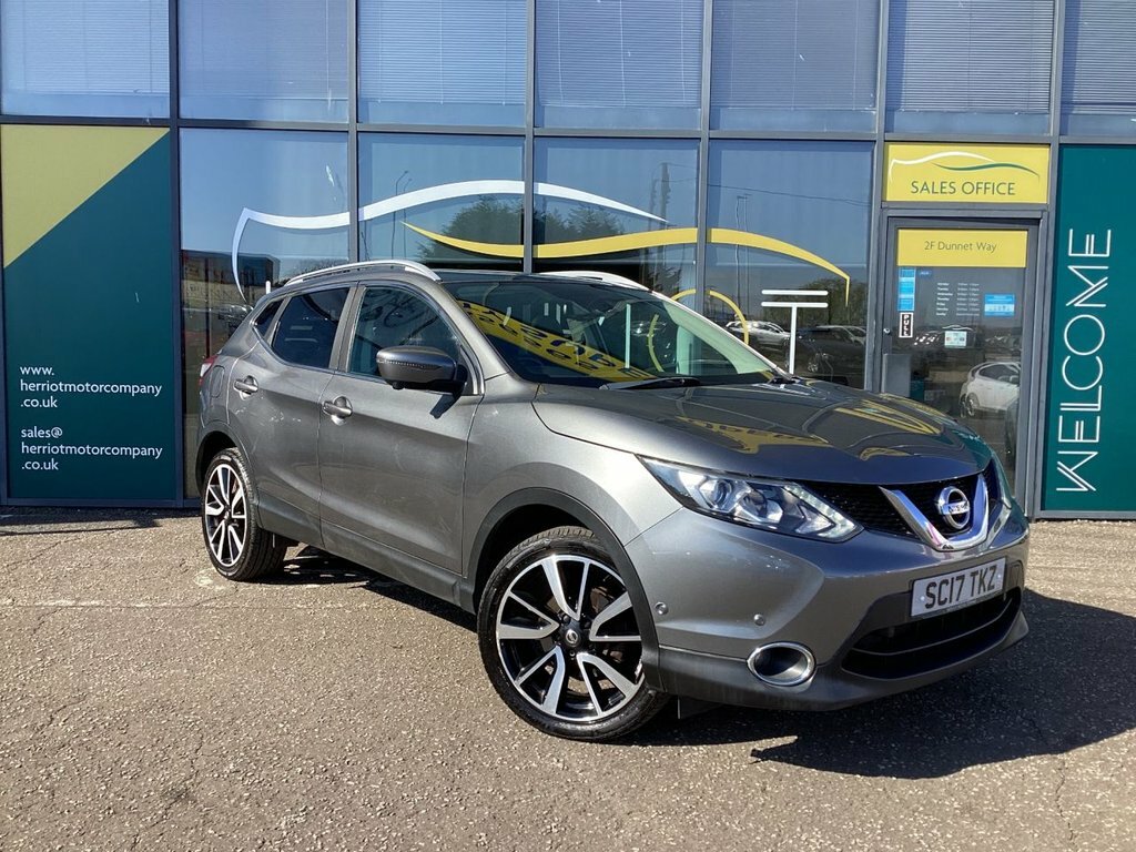 Nissan Qashqai 1.2L Tekna Grey