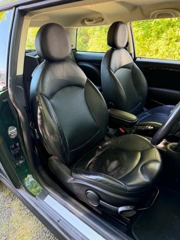 Mini Hatch 2L Cooper D Green #3
