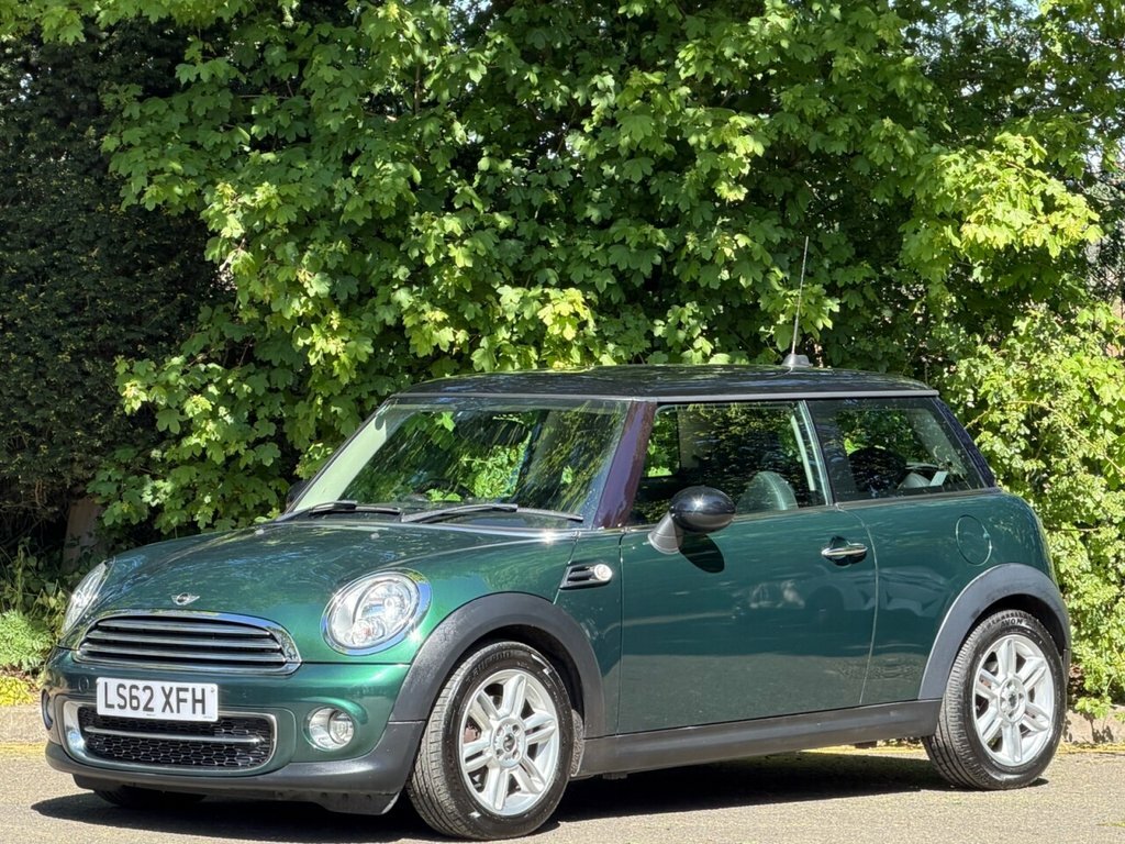 Mini Hatch 2L Cooper D Green #6