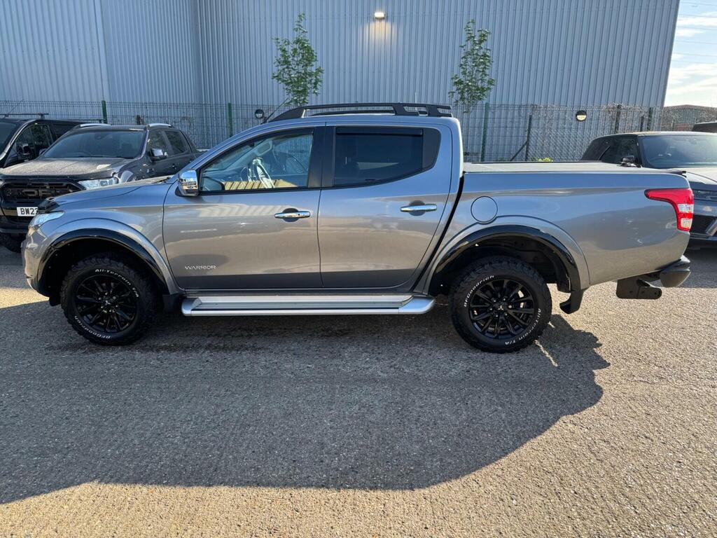 Mitsubishi L200 Pickup 2.4 Di-d Dc Warrior 4Wd Euro 6 20 RK18SUO Grey #4