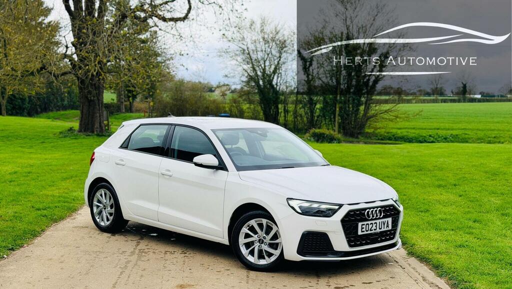 Audi A1 Hatchback 1.0 Tfsi 30 Sport Sportback S Tronic Eur White