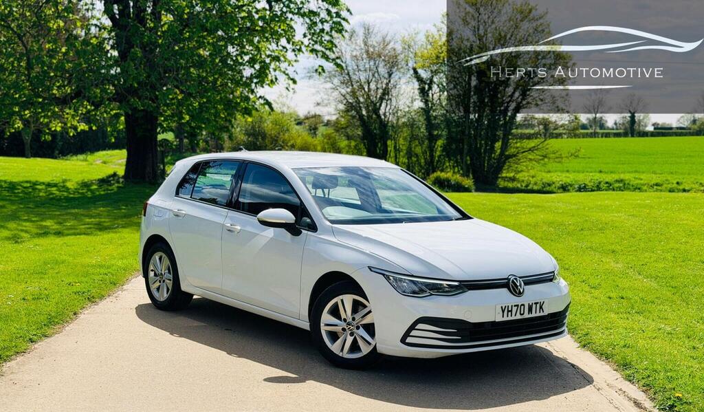 Volkswagen Golf Hatchback 1.5 Etsi Mhev Life Dsg Euro 6 Ss White