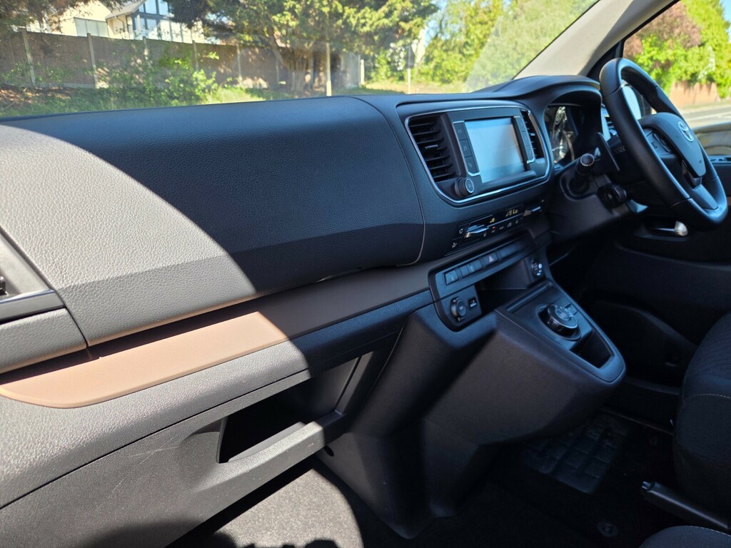 Toyota Proace Verso 2.0D 180 Family Medium 8 Speed Silver #5