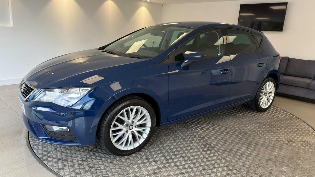 Seat Leon Hatchback 1.6 Tdi Se Dynamic Dsg Euro 6 Ss Blue