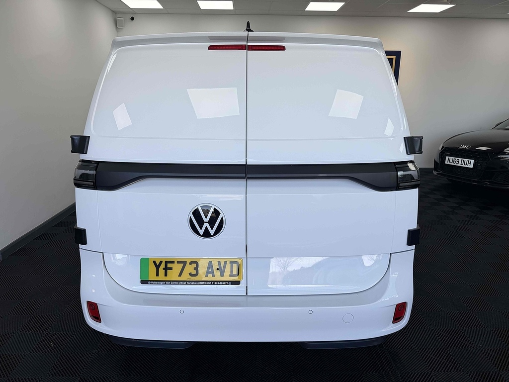 Volkswagen ID.Buzz Pro Commerce White #6