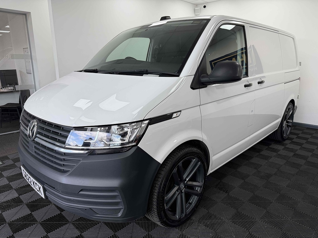 Volkswagen Transporter Tdi T28 Startline GD22KCK White #3