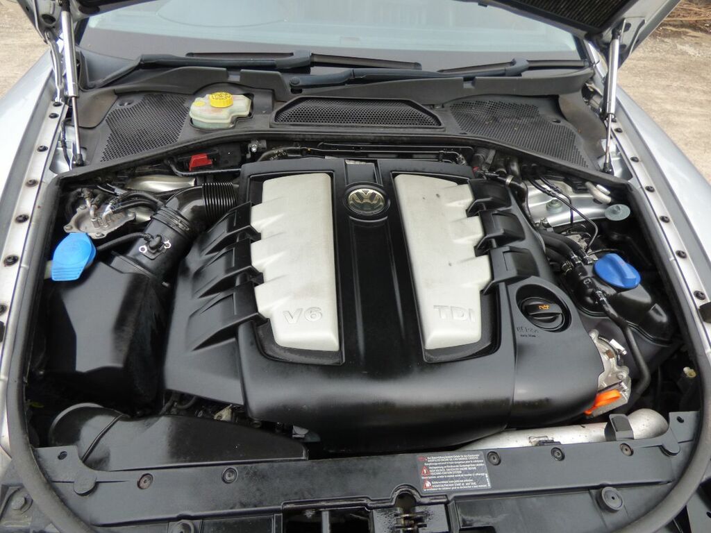 Volkswagen Phaeton 3.0 V6 Tdi 4Motion 5 Seat Silver #5