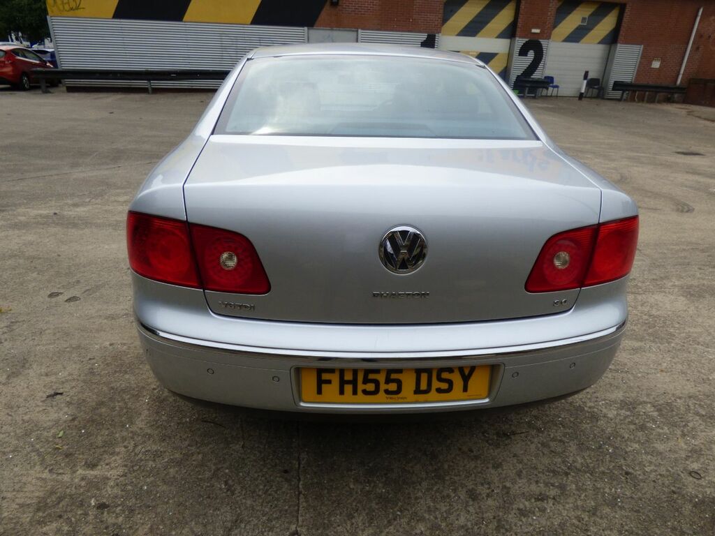 Volkswagen Phaeton 3.0 V6 Tdi 4Motion 5 Seat Silver #2