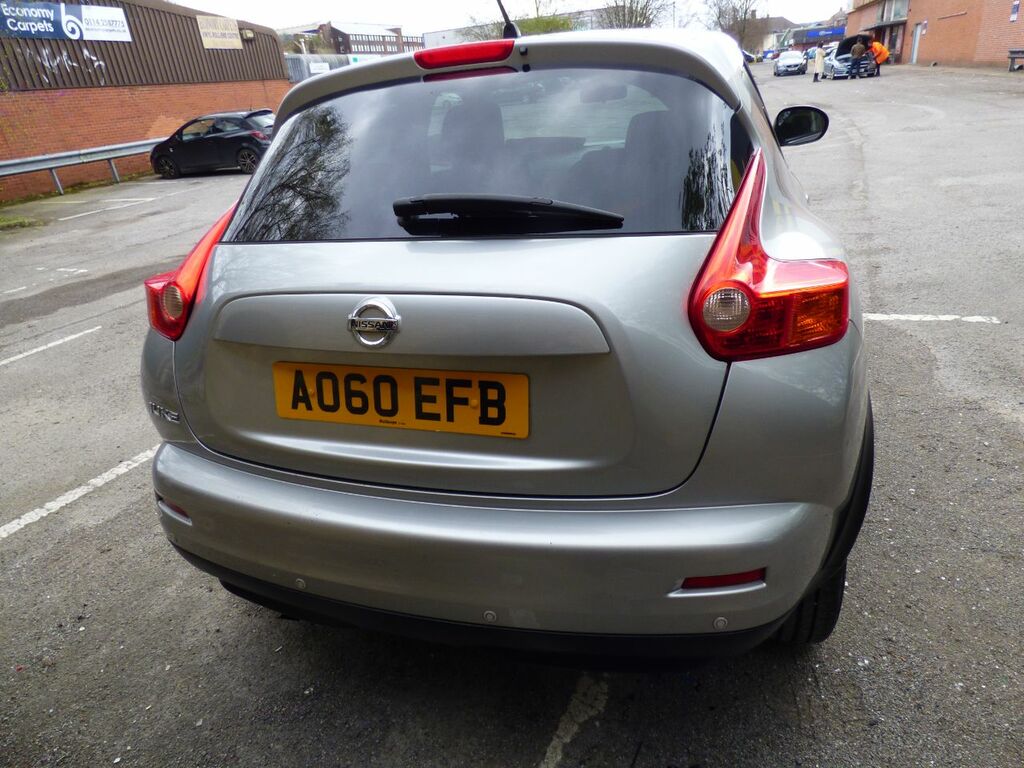 Nissan Juke 1.6 Acenta Cvt Sport Pack Silver #4